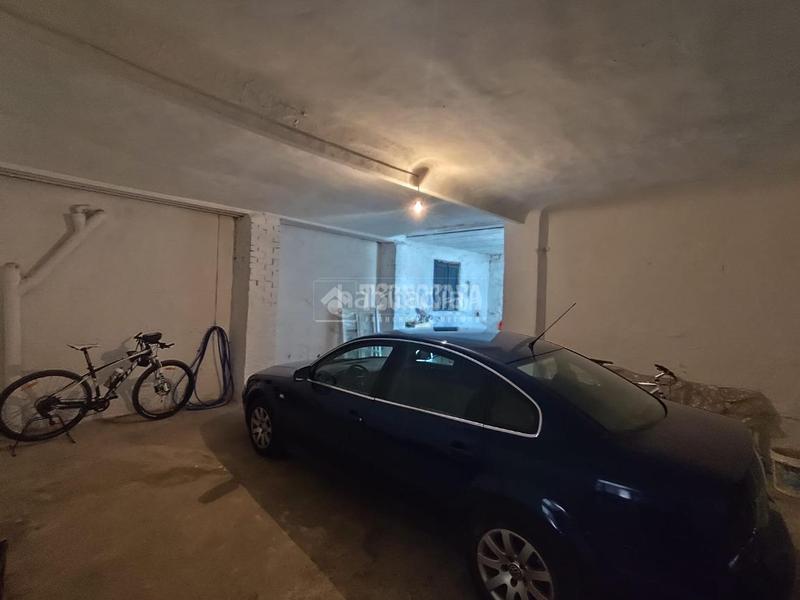 Foto b4f06d26-5d80-455b-9fe6-a3c3e7aed493. Casa pareada casa en venta en Valdepeñas de Jaén