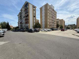 Pis a El Valle - Universidad. Piso en venta en jaén