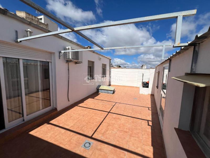 Foto e8def4f7-618c-492c-811b-c0b7f3048bdb. Casa pareada casa en venta en Ctra. Circunvalación - La Magdalena Jaén