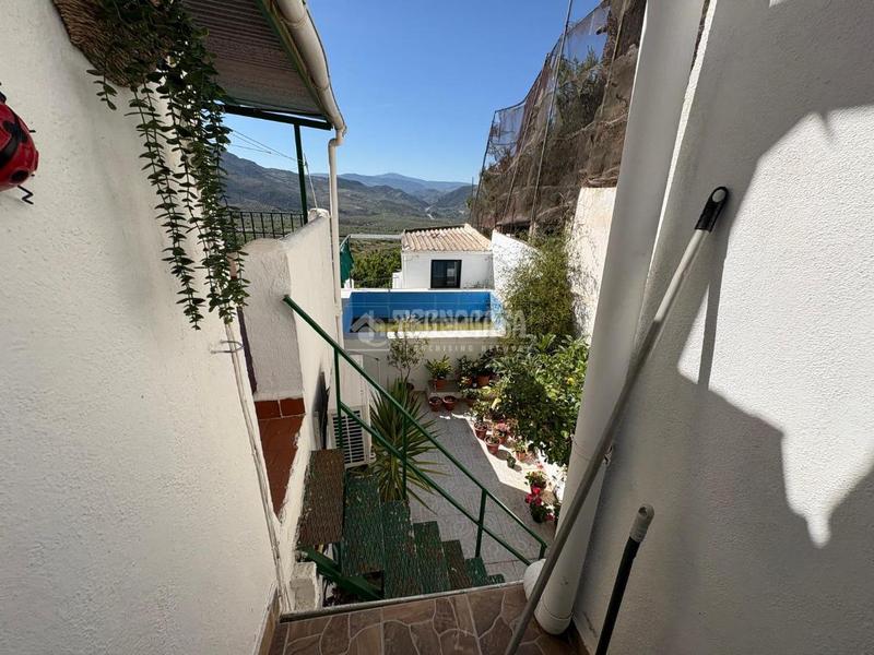 Foto 29884501-6ebd-4f44-b8c8-061f74bc0bad. Casa bifamiliare con piscina in Pegalajar