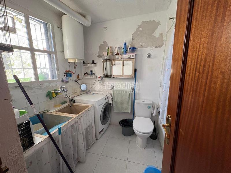 Foto e85bf373-8316-40a0-811a-f5bfccd581d3. Casa bifamiliare con piscina in Pegalajar