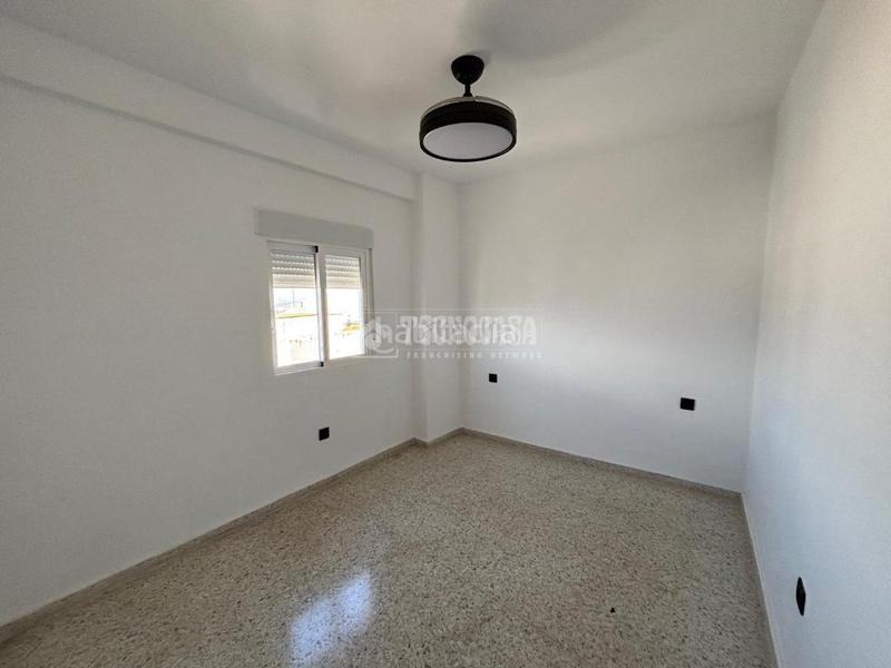 Foto d244f534-5b46-431a-8a32-2a1523673b18. Appartamento in Ctra. Circunvalación - La Magdalena Jaén