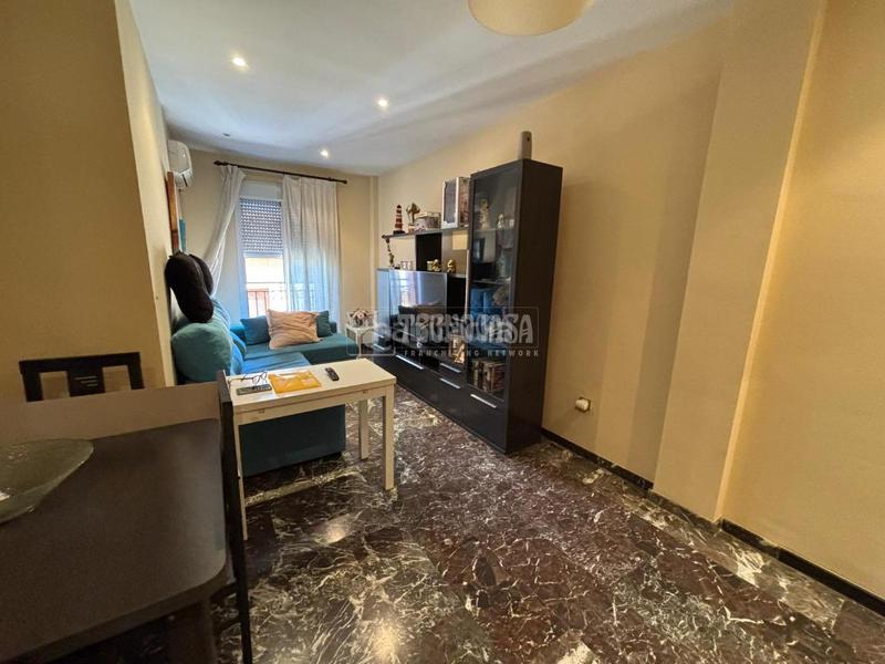 Foto 23113ecb-df17-48b7-9dcf-ddbd1d84c840. Flat with parking in Ctra. Circunvalación - La Magdalena Jaén