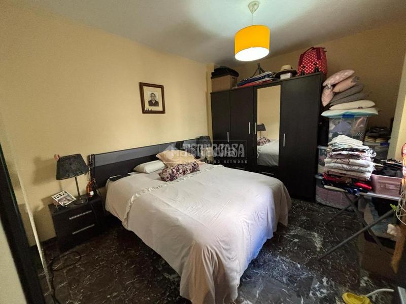 Foto d98f288a-3694-46a9-8b7e-bdc5604335e8. Flat with parking in Ctra. Circunvalación - La Magdalena Jaén