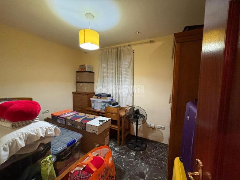 Foto f569012a-868f-497a-b543-faf8f623234c. Flat with parking in Ctra. Circunvalación - La Magdalena Jaén