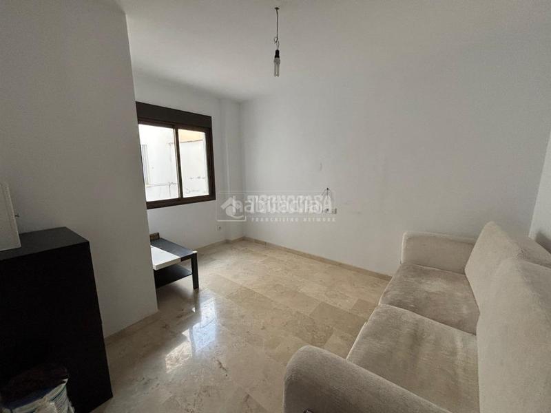 Foto 3bcbe8cb-2936-44c9-875d-6ac95b3bd916. Flat with parking in Ctra. Circunvalación - La Magdalena Jaén