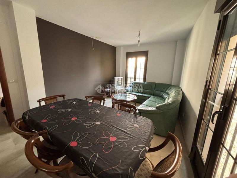 Foto 5934de48-d58d-4a35-9577-fa9ceae5d113. Flat with parking in Ctra. Circunvalación - La Magdalena Jaén