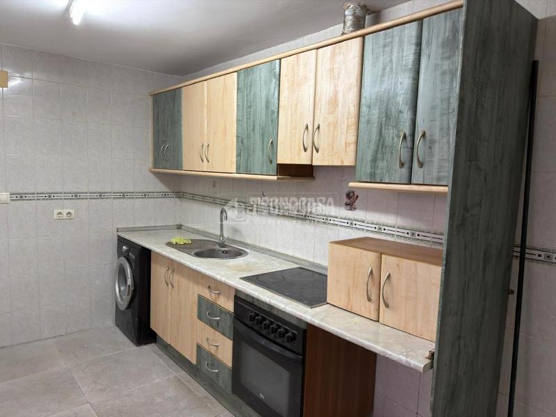 Foto f928ee57-6698-45c6-a348-ed88c7936f73. Casa bifamiliare in Mancha Real