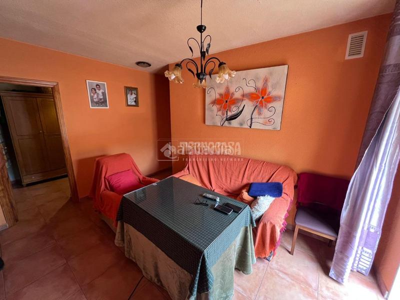 Foto 123ee7ad-e00e-40dc-b3c4-1b693b791ec1. Piso  en venta en Ctra. Circunvalación - La Magdalena Jaén