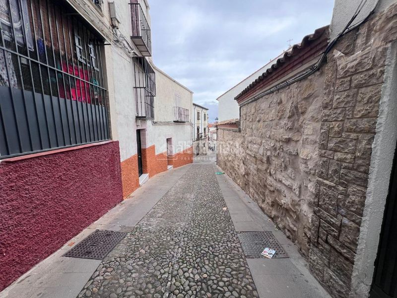 Foto bcaf1cb4-79e8-4697-a534-8469ae72e83a. Pis a Ctra. Circunvalación - La Magdalena Jaén