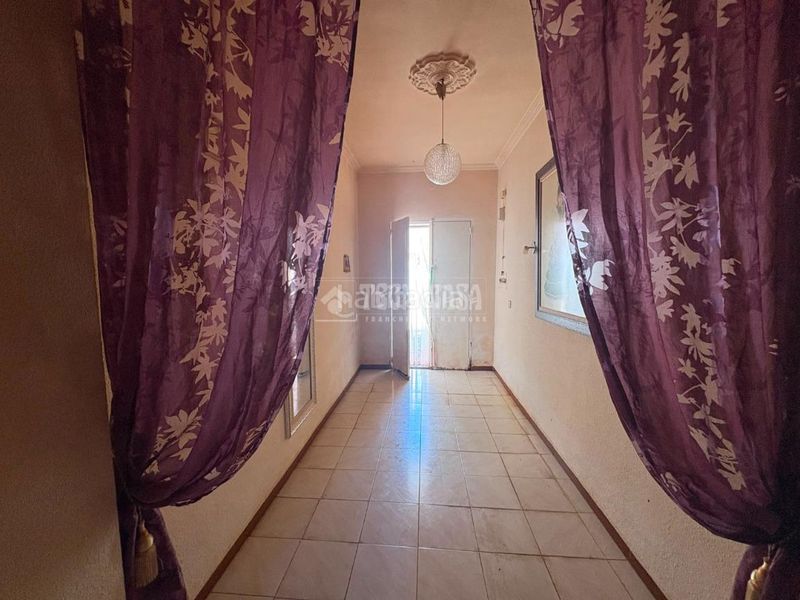 Foto 40c19b79-890e-4f62-b431-a245d661b4da. Towny house with pool in Villares (Los)