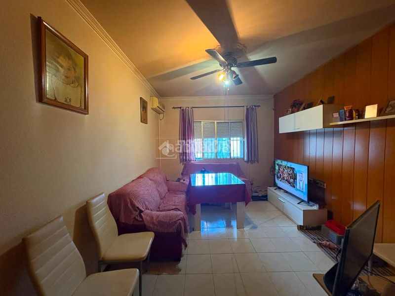 Foto a9b3ab7f-13fd-4427-b829-c7e660172744. Towny house with pool in Villares (Los)