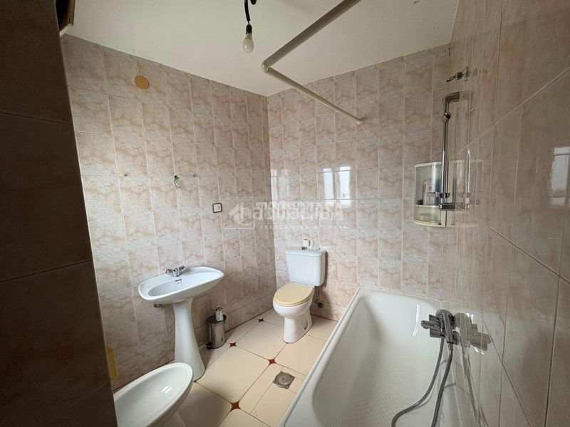 Foto ac0f4f25-3410-429f-bf17-f86a172e6854. Towny house with pool in Villares (Los)
