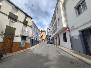 Casa aparellada a Valdepeñas de Jaén. Casa en venta en valdepeñas de jaén