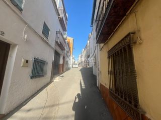 Casa aparellada a Villares (Los). Casa en venta en los villares