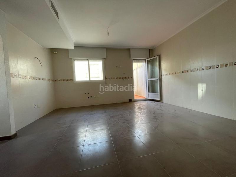 Foto f1d6214e-a972-401c-a03f-21f40f538d1d. Zweistöckige wohnung mit parking in Barrio Peral-San Félix Cartagena