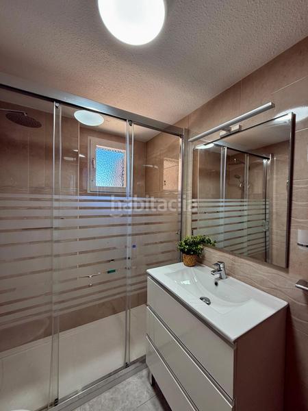 Foto 16e50eed-168d-44ec-8711-f8fb2849c9b5. Apartament amb aparcament piscina a Entremares Manga del Mar Menor (La)