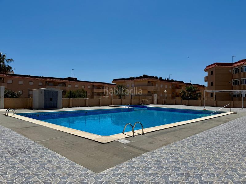 Foto 73683574-36cc-4853-a7ba-dde85a8842fc. Apartament amb aparcament piscina a Entremares Manga del Mar Menor (La)