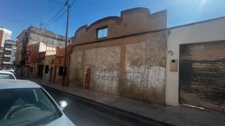Terreny residencial a San Antón. Solar a la venta en san antón