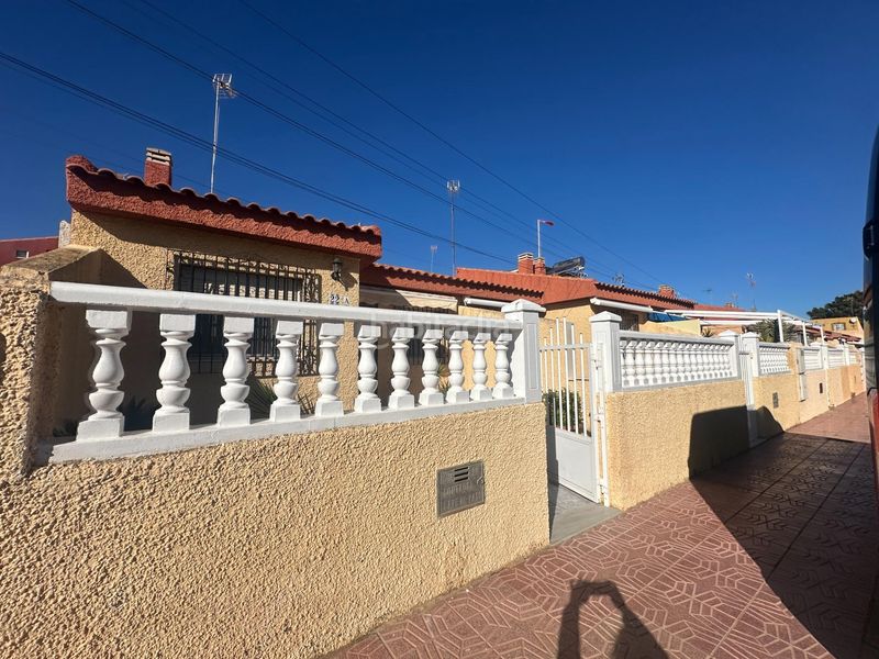 Foto 33e61aef-494f-46ae-9350-3ea400045ab5. Casa adossada a Los Nietos Cartagena