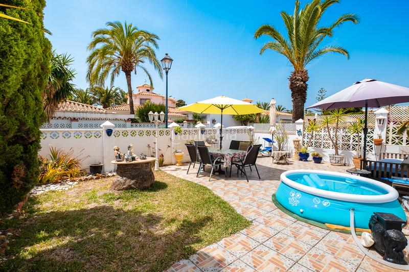 Foto e1c3c493-0f33-4c74-a874-3fa923879386. Chalet casa pareada en venta costa 2 dormitorios playa en Torrox