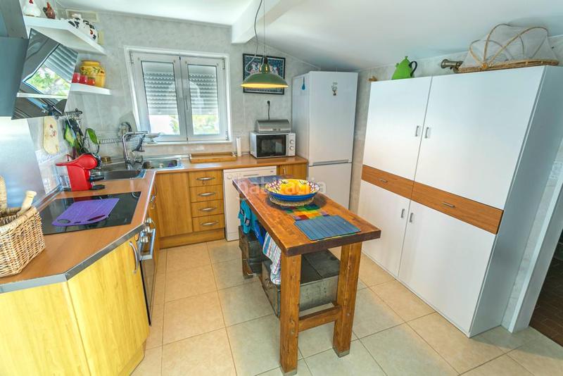 Foto 4d3cd00f-04ec-4fe8-b37c-c2a1c380a5c6. Dúplex duplex en venta costa con 2 dormitorios y piscina vistas al mar en Torrox