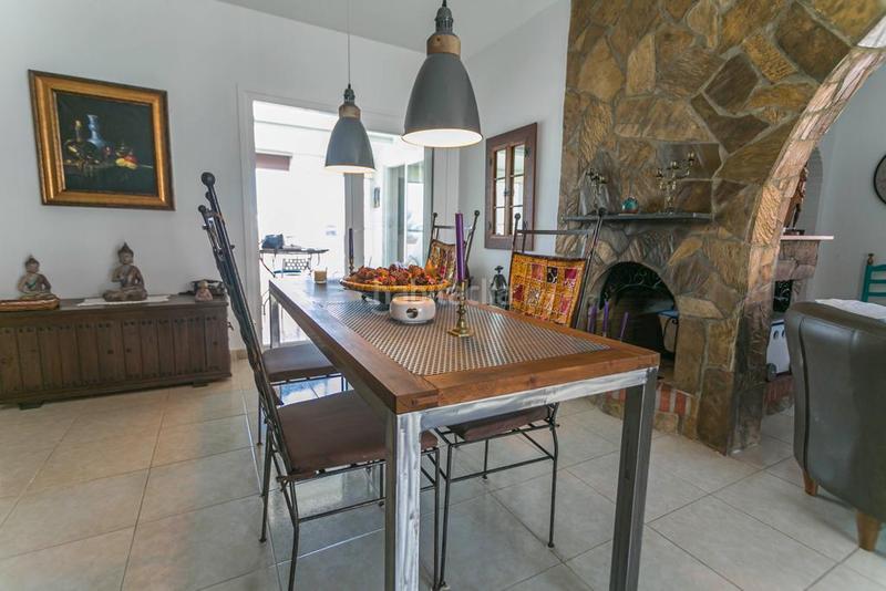 Foto d043f2e0-be91-427e-a870-0fc1f0622cfc. Dúplex duplex en venta costa con 2 dormitorios y piscina vistas al mar en Torrox