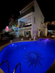 Xalet  Avenida chimenea. Chalet en venta nerja con 3 dormitorios y piscina