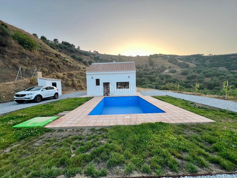 Foto 8f3905bc-d59c-4cdb-9c49-7b4d6f33df07. Masía cortijo completamente reformado en venta con piscina en Frigiliana