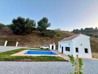 Masia  Cuesta bernabe. Cortijo completamente reformado en venta frigiliana con piscina