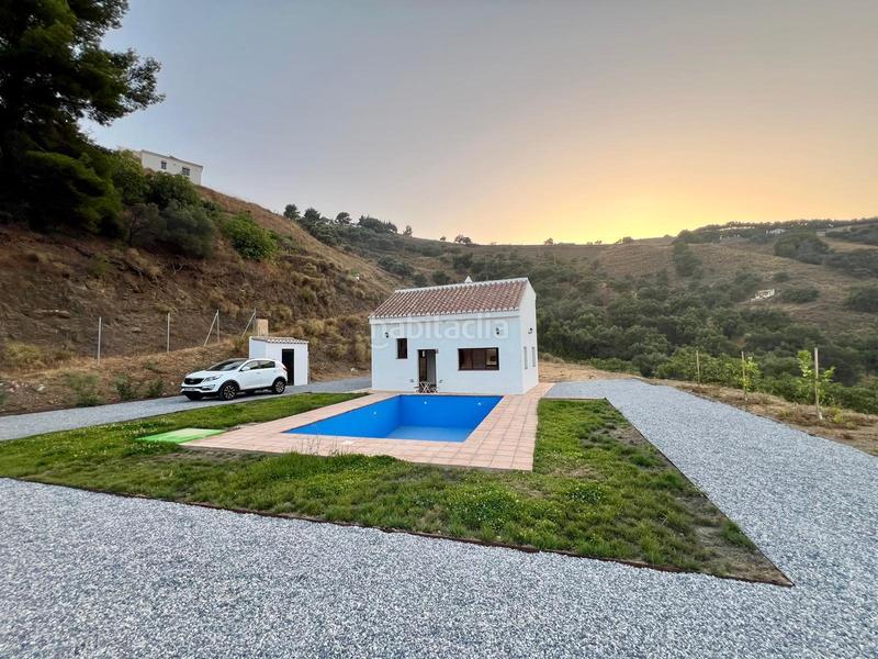 Foto e1063a1c-5cf3-4fba-af3b-99892ed62624. Masía cortijo completamente reformado en venta con piscina en Frigiliana
