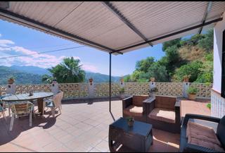 Xalet a Camino vial de las azuelas 17. Chalet en venta caleta de velez ( trayamar) con 3 dormitorios y