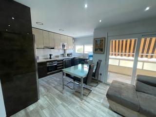 Rent Flat in Calle el chaparil 5. Piso de alquiler en nerja con 3 dormitorios reformado