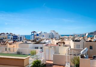 Pis a Calle mérida 15. Apartamento en venta nerja con 2 dormitorios en la playa torreci