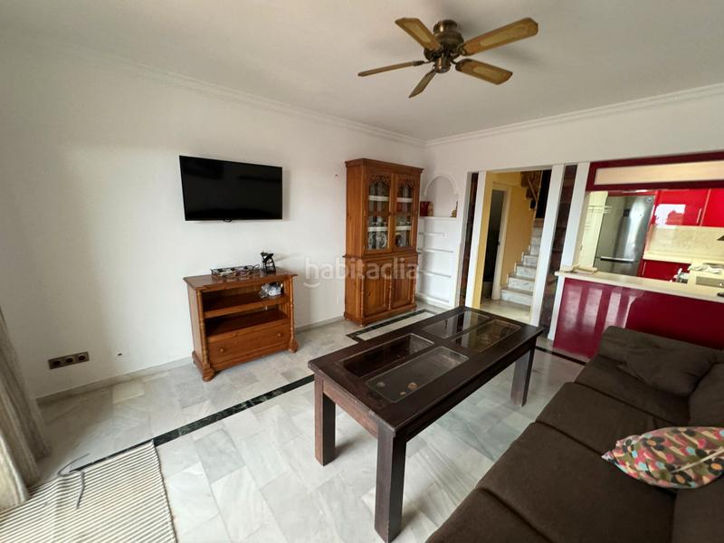Foto 86a3a9e9-33a3-4545-aca9-9e304b318d76. Alquiler chalet en calle los álamos 41a chalet de alquiler con 3 dormitorios , piscina y parking en Nerja