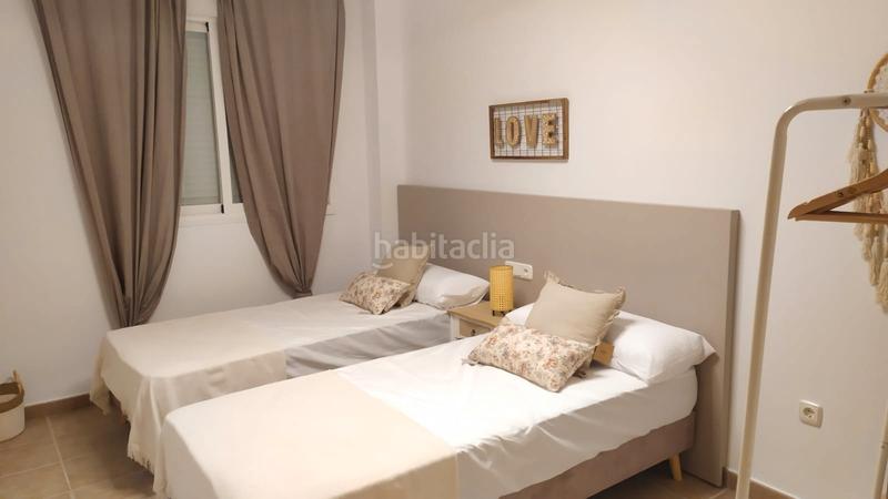 Foto 064c7803-735d-4518-8677-ba159df14dbb. Appartement dans paseo de velilla 79 dans Velilla - Velilla Taramay Almuñécar