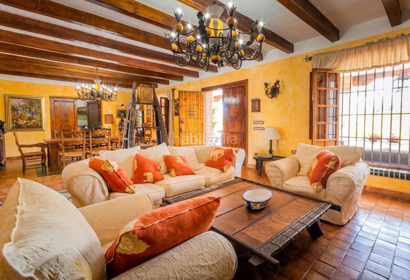 Foto e2a35455-af64-4b3a-8f7b-535df001cd7d. Xalet a calle guadalhorce 15 a Centro Alhaurín de la Torre