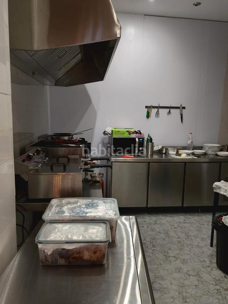 Foto c2ac1424-c8ff-49ef-9603-bdec7f6fc7cf. Location local commercial dans plaza de cavana 5 dans Nerja