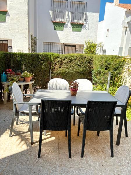 Foto 1fc29983-e15c-46b7-9184-1641d31d7a6a. Casa adossada a avenida esperanto 138 a Centro Internacional Torrox