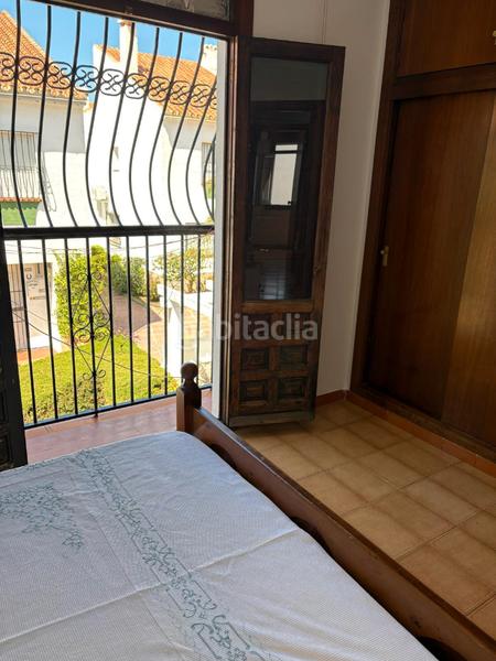 Foto c12a3cb5-8f29-457f-97b5-9d2ff7257603. Casa adossada a avenida esperanto 138 a Centro Internacional Torrox