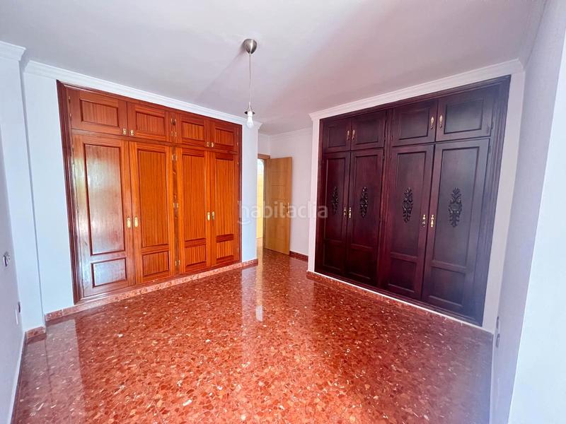 Foto 71887d0f-52c7-4637-a818-09aacd230154. Piso en calle almedina 38 piso en venta con 3 dormitorios y garaje en Torrox
