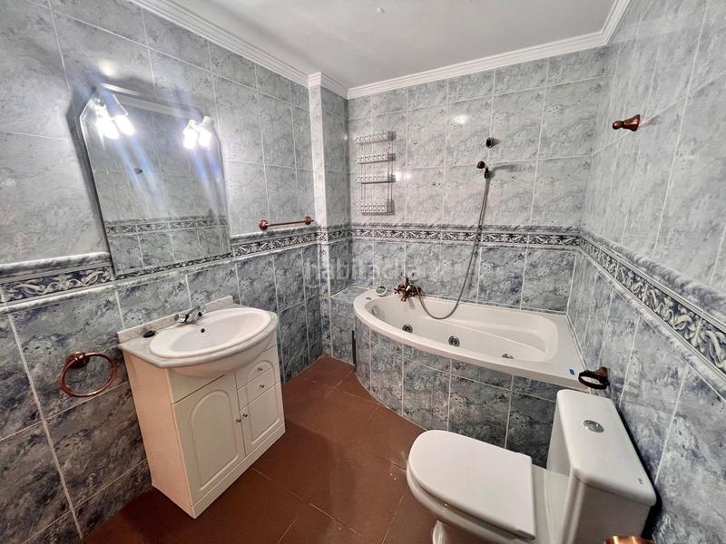 Foto bcd78e32-ed71-4929-ace5-9e4d8de5ffe7. Piso en calle almedina 38 piso en venta con 3 dormitorios y garaje en Torrox