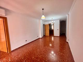 Appartement à Calle almedina 38. Piso en venta torrox con 3 dormitorios y garaje