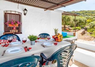 Maison à Diseminado la pago rabita 969. Cortijo en venta torrox pueblo con 1 dormitorio