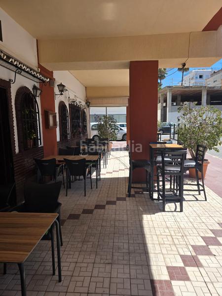 Foto 21592b09-ba4c-40e5-aaf5-a5090a111e5a. Alquiler local comercial en plaza la marina 18t bar-restaurante en traspaso Centro en Nerja