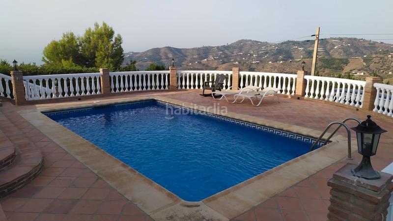 Foto 5e8364da-eb3b-4f16-a223-30762f5e6c8d. Lloguer xalet a camino de la cruz 13 a Frigiliana