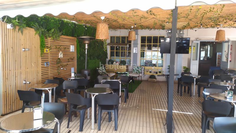 Foto 3f31b54c-7091-425d-847d-36f8f9459534. Alquiler local comercial en paseo larios 20 bar-cafeteria de alquiler en Torre del Mar