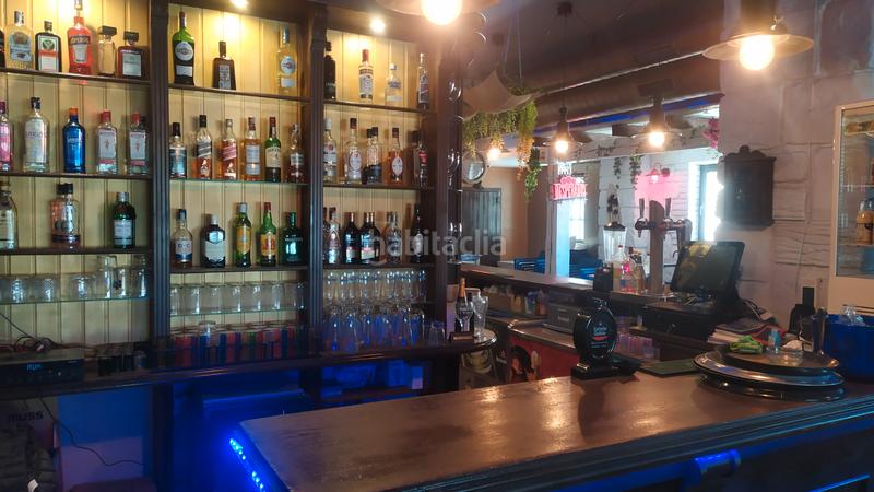 Foto e488288c-8212-4501-8bec-ac32515352ff. Alquiler local comercial en paseo larios 20 bar-cafeteria de alquiler en Torre del Mar