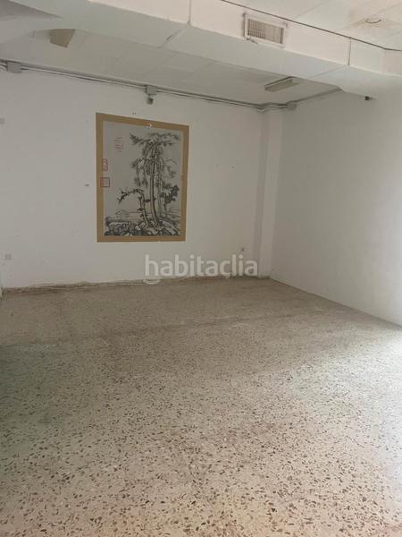 Foto 2135739a-d982-42ba-a2d6-27b7b2518f0d. Local comercial en calle bronce 37 local en venta con 135 m2 en Nerja