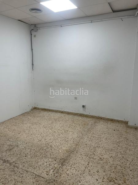 Foto 38002ac4-50fa-4256-9678-e5b341bcb43e. Local comercial en calle bronce 37 local en venta con 135 m2 en Nerja